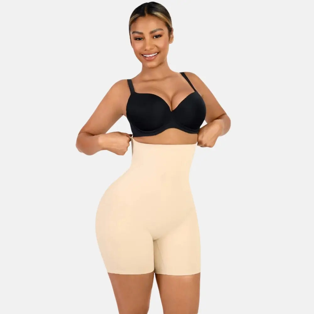 Short taille haute™ pour des fesses galbées et un ventre plat